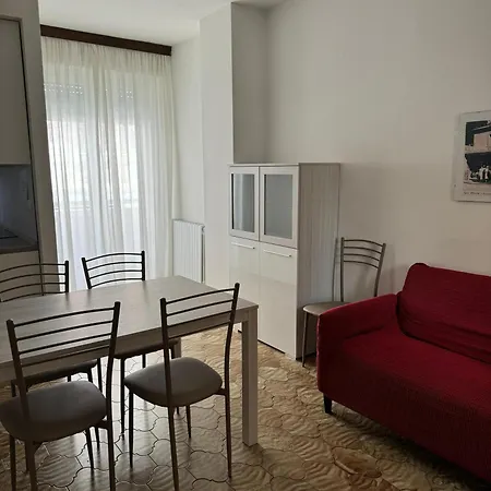 Appartamenti Di Luigia Bellaria-Igea Marina